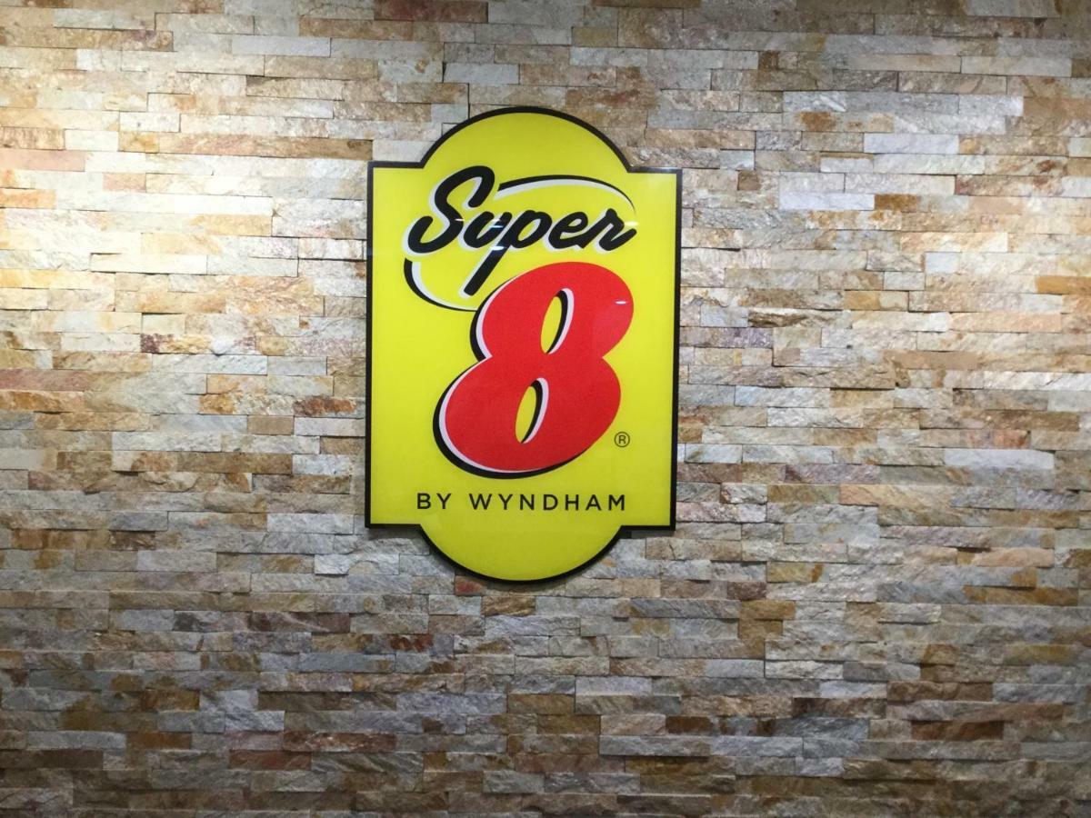 Super 8 By Wyndham South Holland Hotel Ngoại thất bức ảnh
