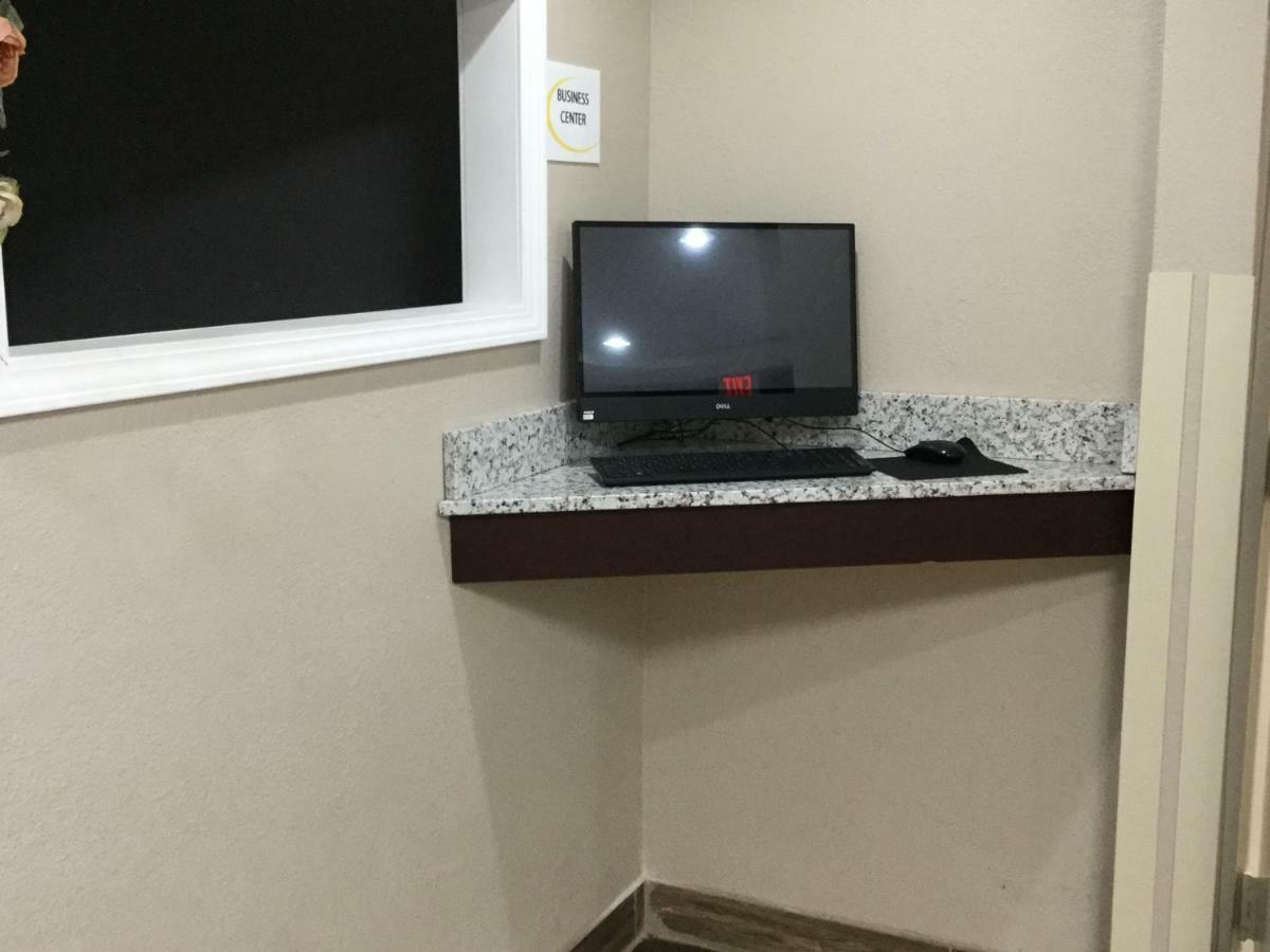 Super 8 By Wyndham South Holland Hotel Ngoại thất bức ảnh